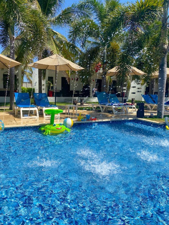 מונטריסיו Hotel El Faro מראה חיצוני תמונה