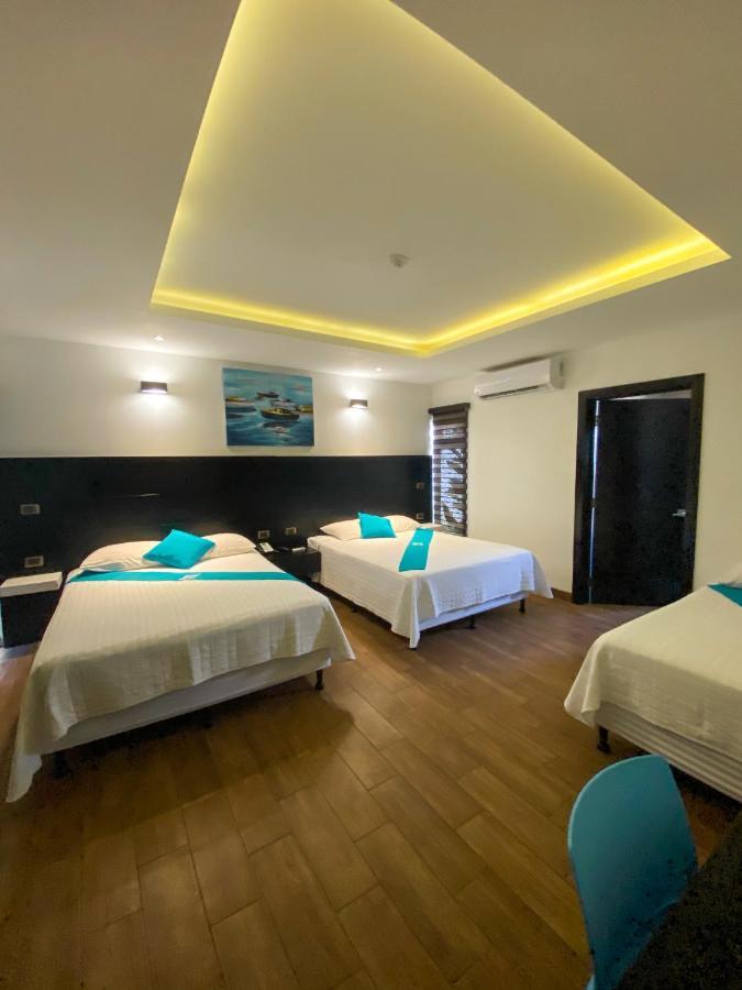 מונטריסיו Hotel El Faro מראה חיצוני תמונה