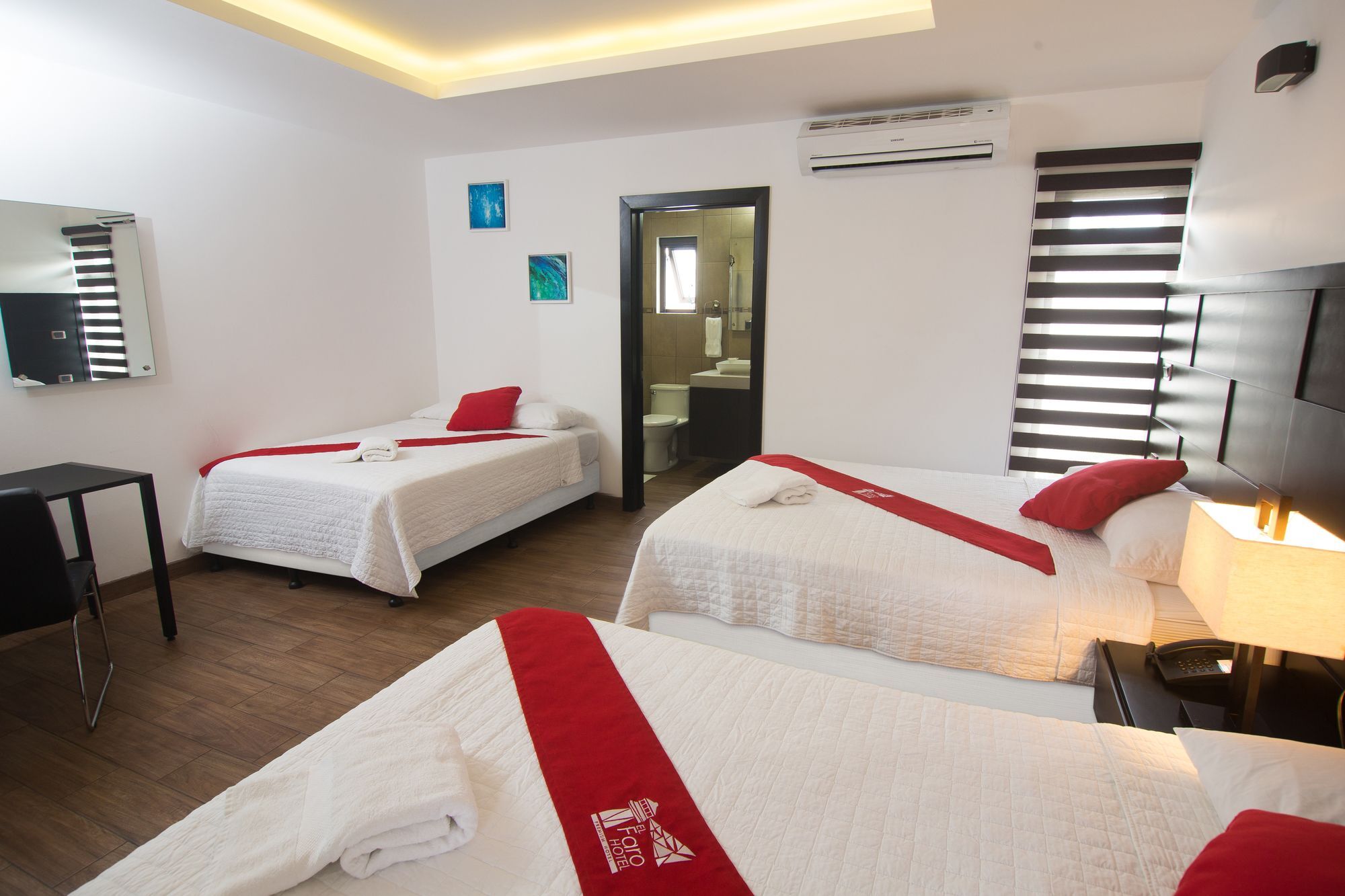 מונטריסיו Hotel El Faro מראה חיצוני תמונה